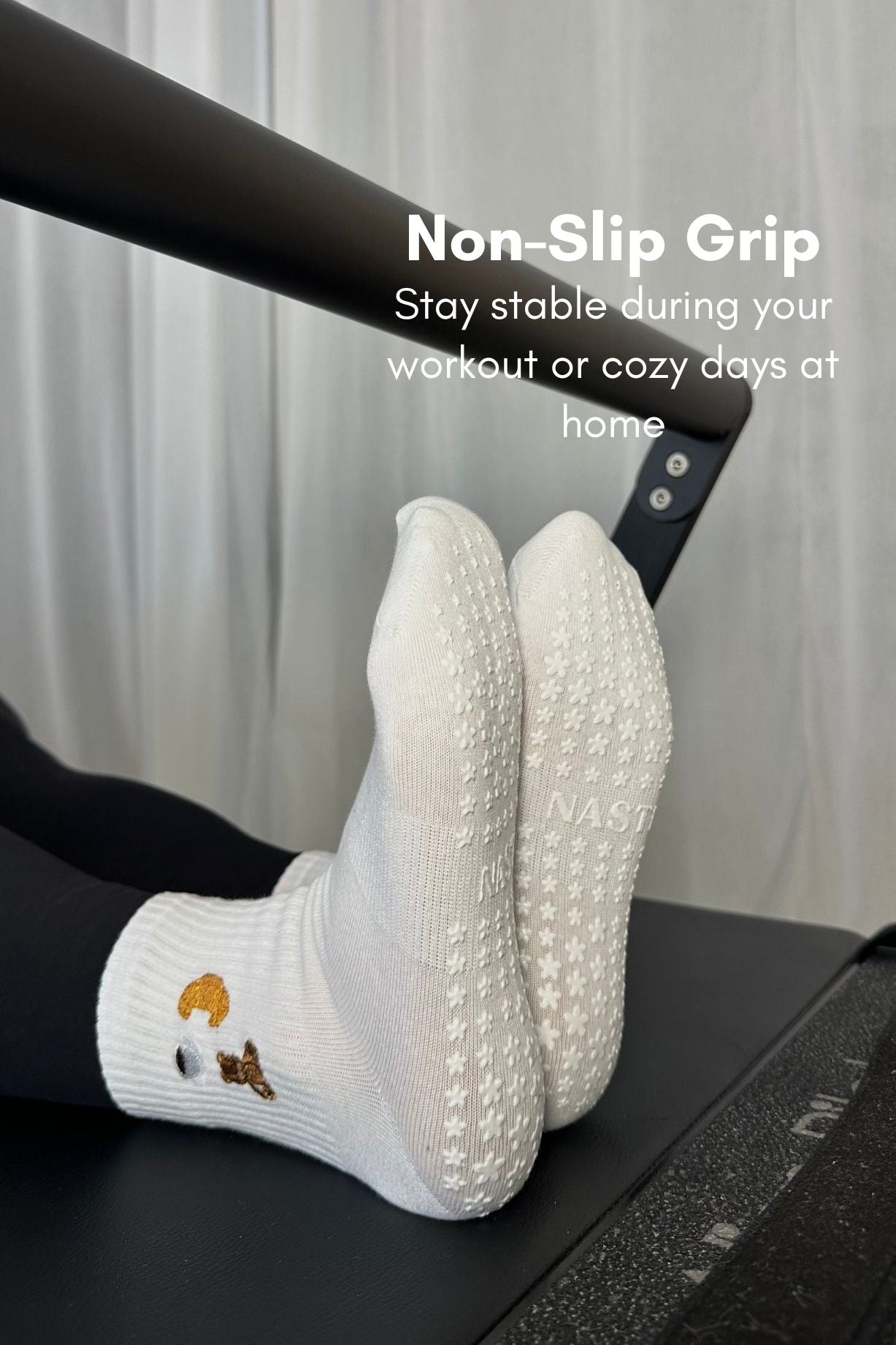 Brew&Bear Grippy Socks